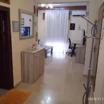 Kavala-2nd Floor Apartman *