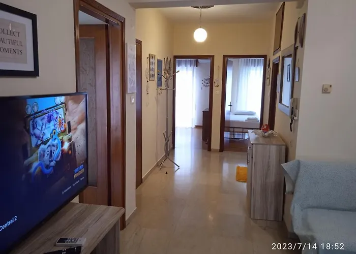 2nd Floor Apartament Kawala