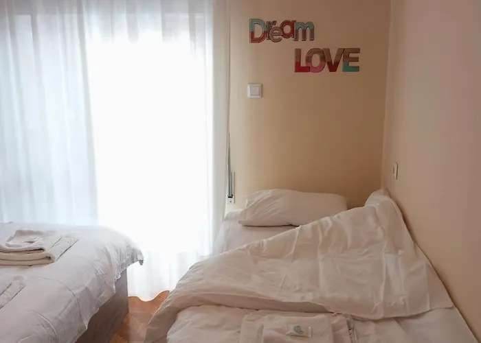 2nd Floor Apartament *